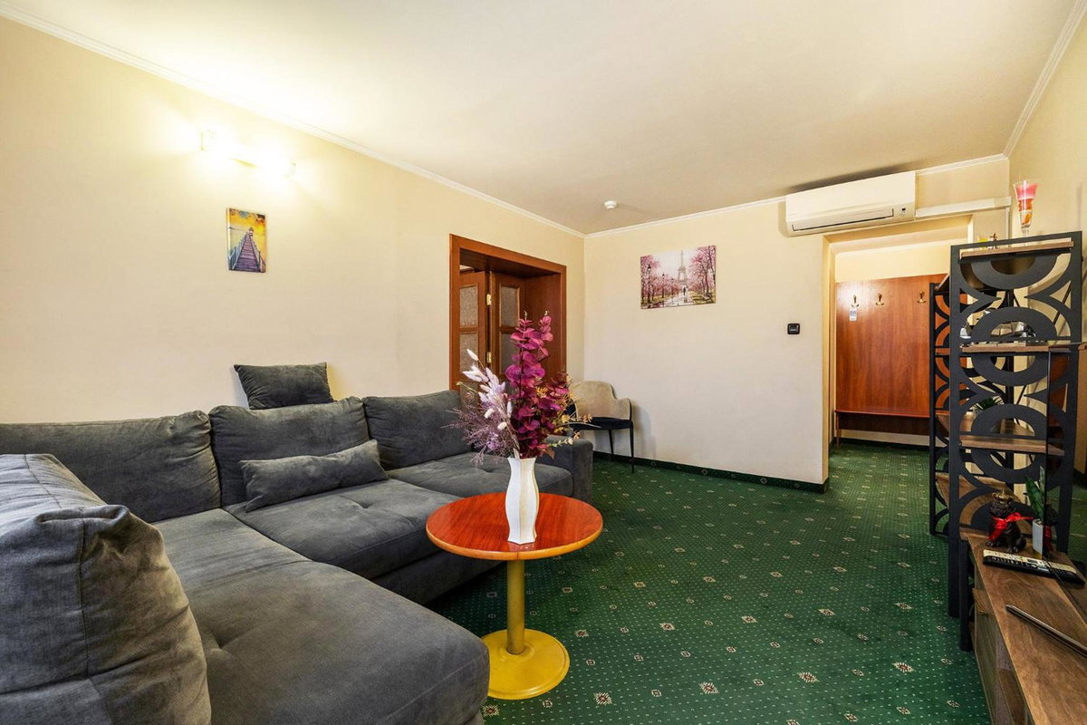 Отель · Hotel Orbita, Varna