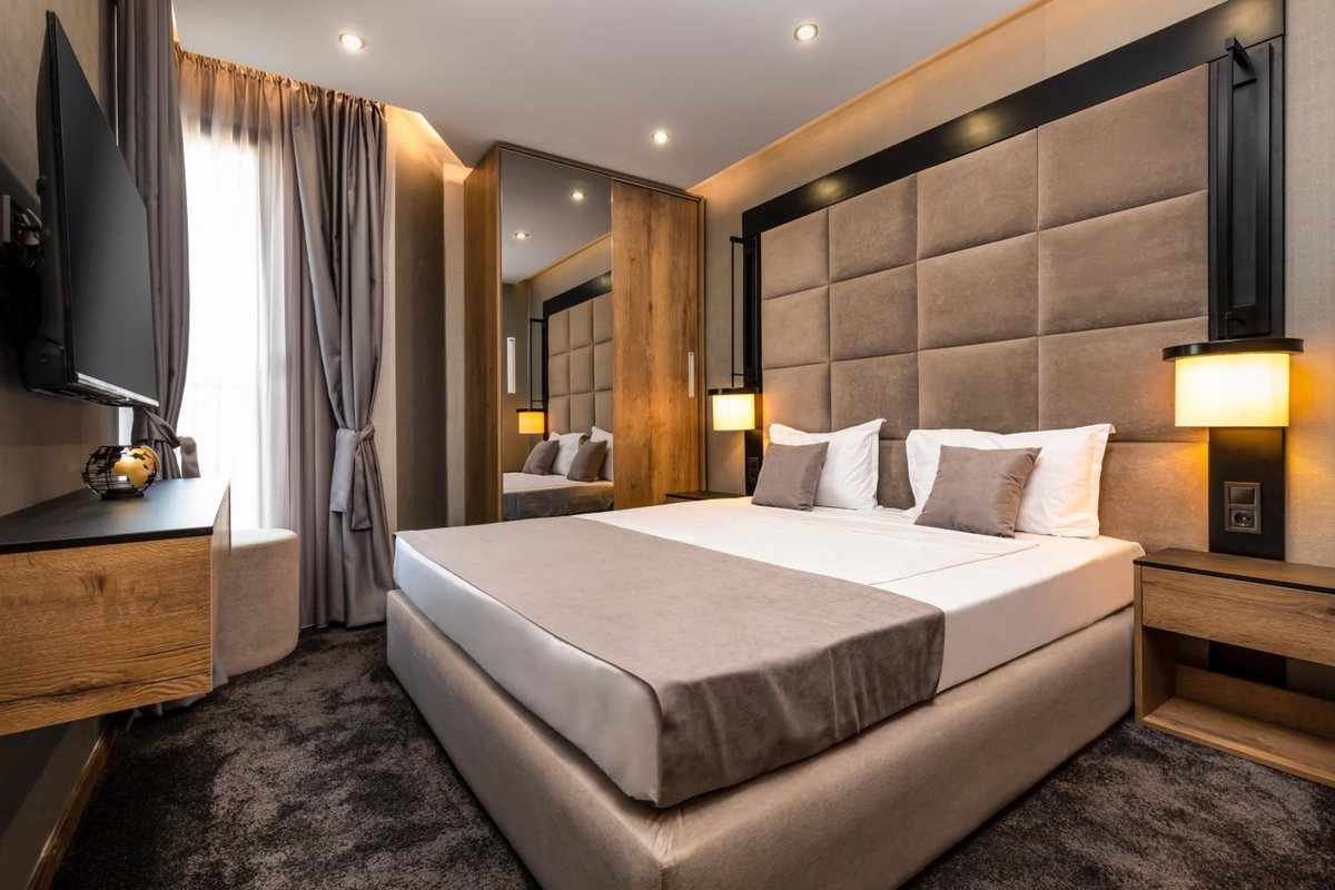 SOHO Apart House, Болгария