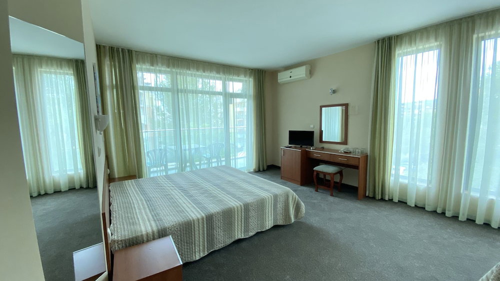 Hôtel · L&B Hotel, Sunny Beach