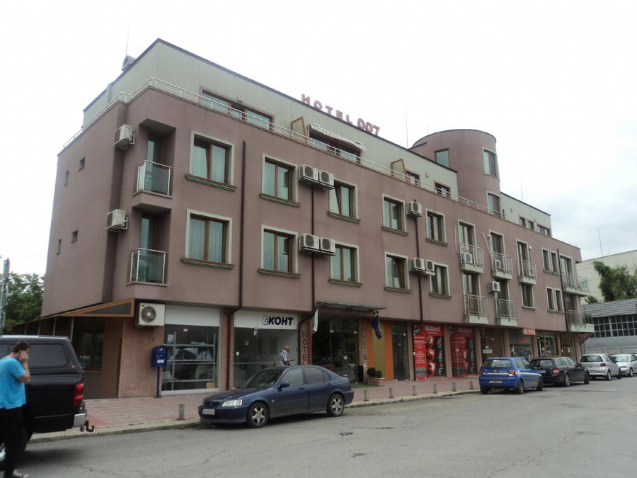 Family Hotel 007 Ivan Dimitrov-Kuklata 15 Str, Sofia, Bulgaria