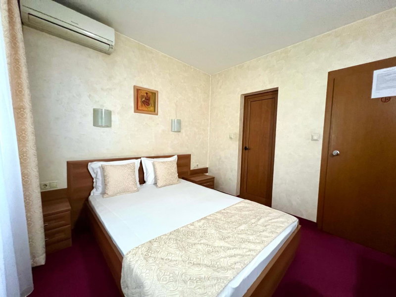 Family Hotel 007 Ivan Dimitrov-Kuklata 15 Str, Sofia, Bulgaria