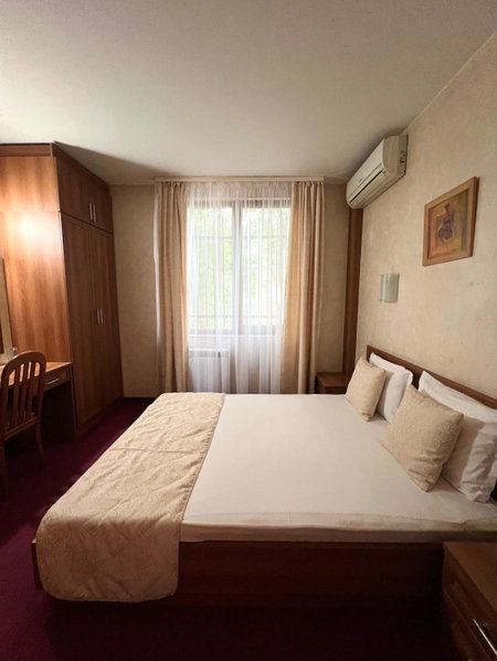 Family Hotel 007 Ivan Dimitrov-Kuklata 15 Str, Sofia, Bulgaria