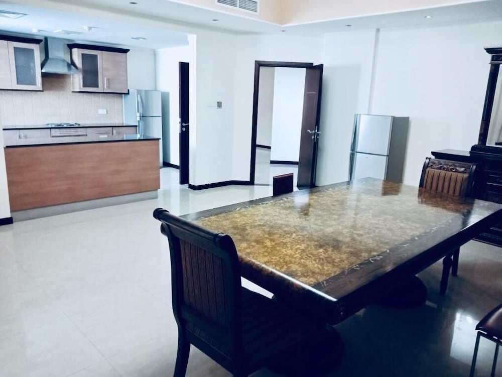 Marina Tower Juffair, Bahrain