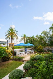 Oxford House, Hamilton, Bermuda