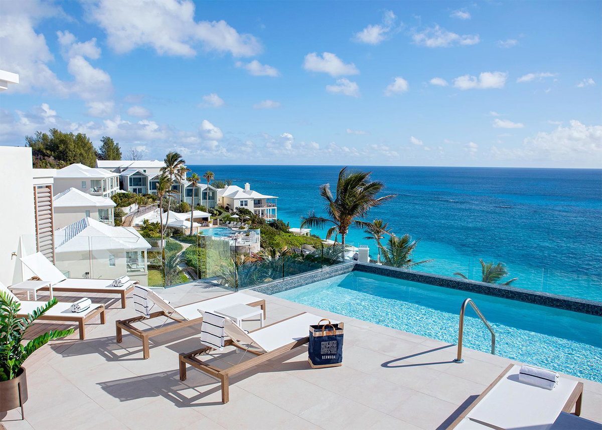Azura Bermuda, Bermuda
