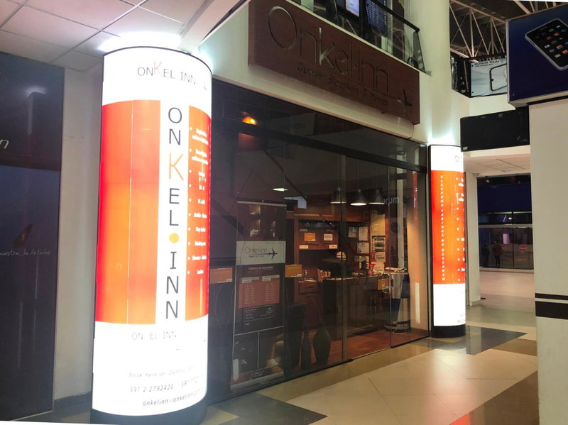 Onkel Inn Airport Sleepbox, La Paz, Bolivia