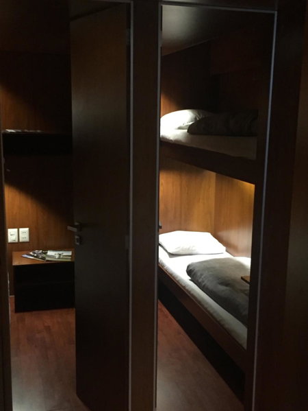 Onkel Inn Airport Sleepbox, La Paz, Bolivia