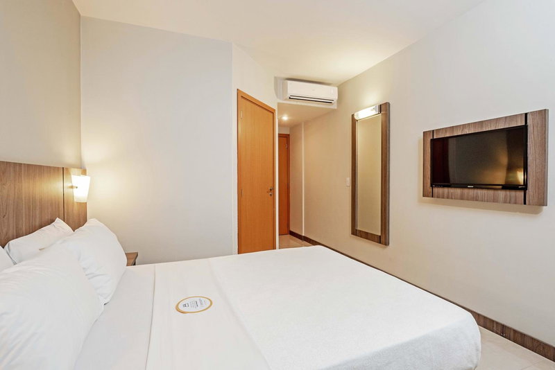 Slim Hotel Curitiba Av das Torres, Curitiba, Brésil