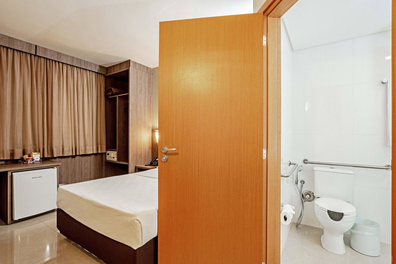 Slim Hotel Curitiba Av das Torres, Curitiba, Brésil