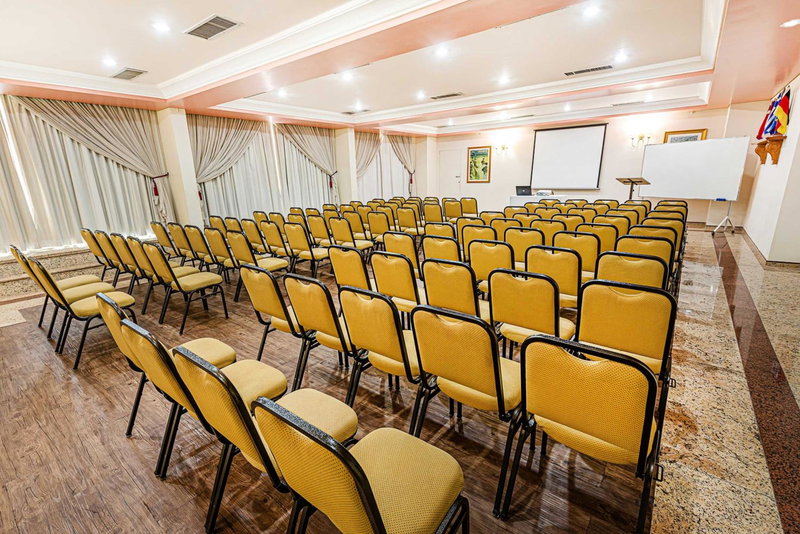 Hotel Euro Suite Campinas by Nacional Inn - Próximo ao Cambuí, Campinas, Brésil