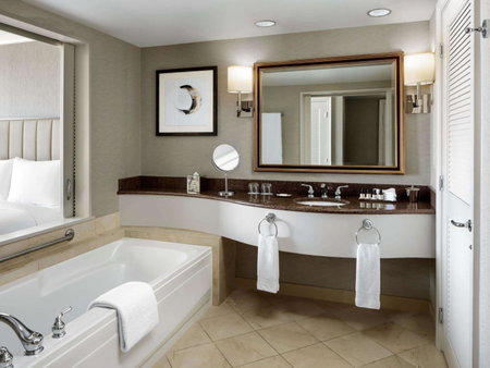Fairmont Vancouver Airport In-Terminal Hotel, Richmond, Canada