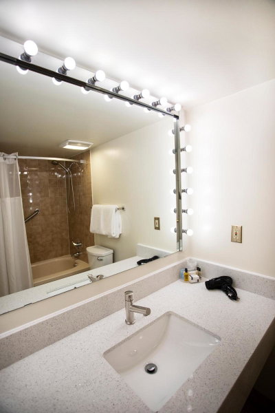 The Business Inn, Ottawa, Canada