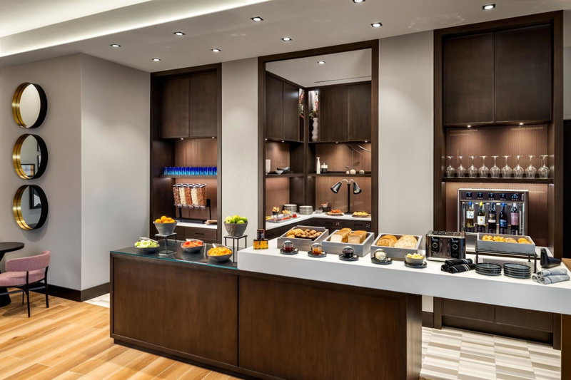 Sheraton Gateway Hotel in Toronto International Airport, West Humber-Clairville, Canada
