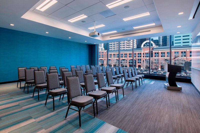 Residence Inn by Marriott Calgary Downtown/Beltline District, Calgary, Canada