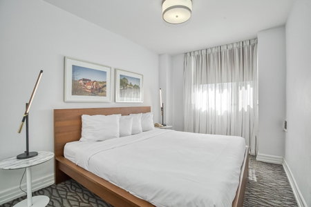 Town Inn Suites Hotel, North St.James Town, Kanada