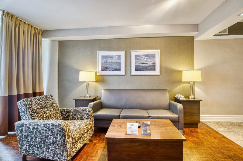 Town Inn Suites Hotel, North St.James Town, Kanada