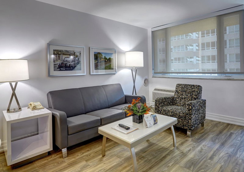 Town Inn Suites Hotel, North St.James Town, Kanada