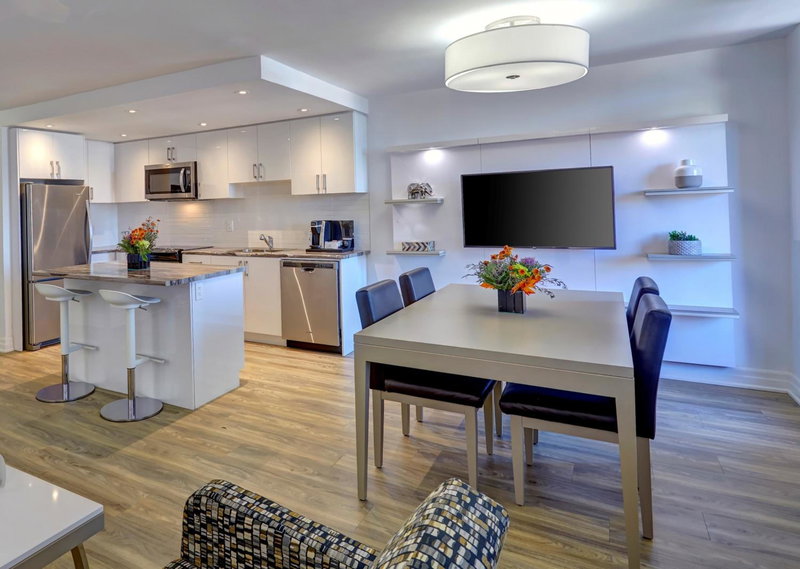 Town Inn Suites Hotel, North St.James Town, Kanada