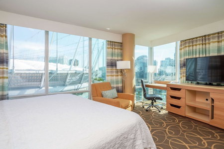 Hampton Inn & Suites, by Hilton - Vancouver Downtown, West End, Canada