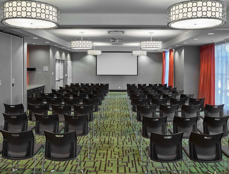 Hampton Inn by Hilton Calgary Airport North, Calgary, Canada