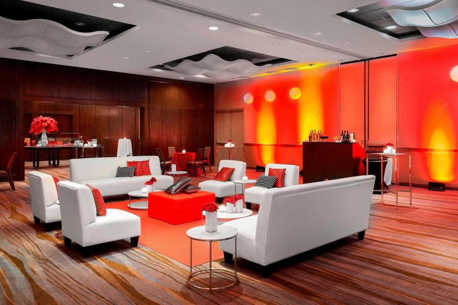 The Westin Harbour Castle, Toronto, Waterfront Communities-The Island, Канада