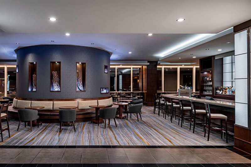 The Westin Harbour Castle, Toronto, Waterfront Communities-The Island, Канада