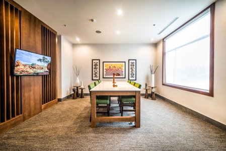 Holiday Inn Express & Suites - West Edmonton-Mall Area by IHG, St. Albert, Canada