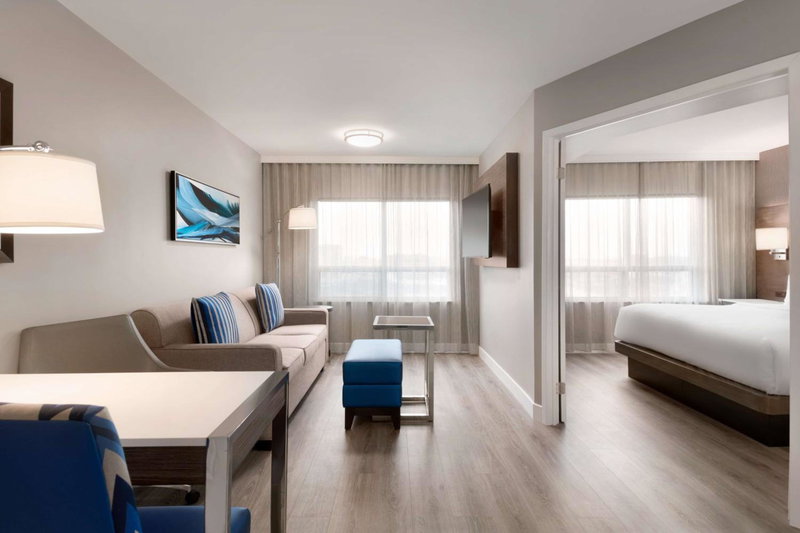 Embassy Suites By Hilton Toronto Airport, West Humber-Clairville, Canada