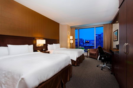 Courtyard par Marriott Montréal Centre-ville, Montreal, Канада