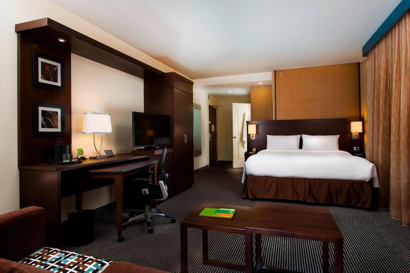 Courtyard par Marriott Montréal Centre-ville, Montreal, Canada