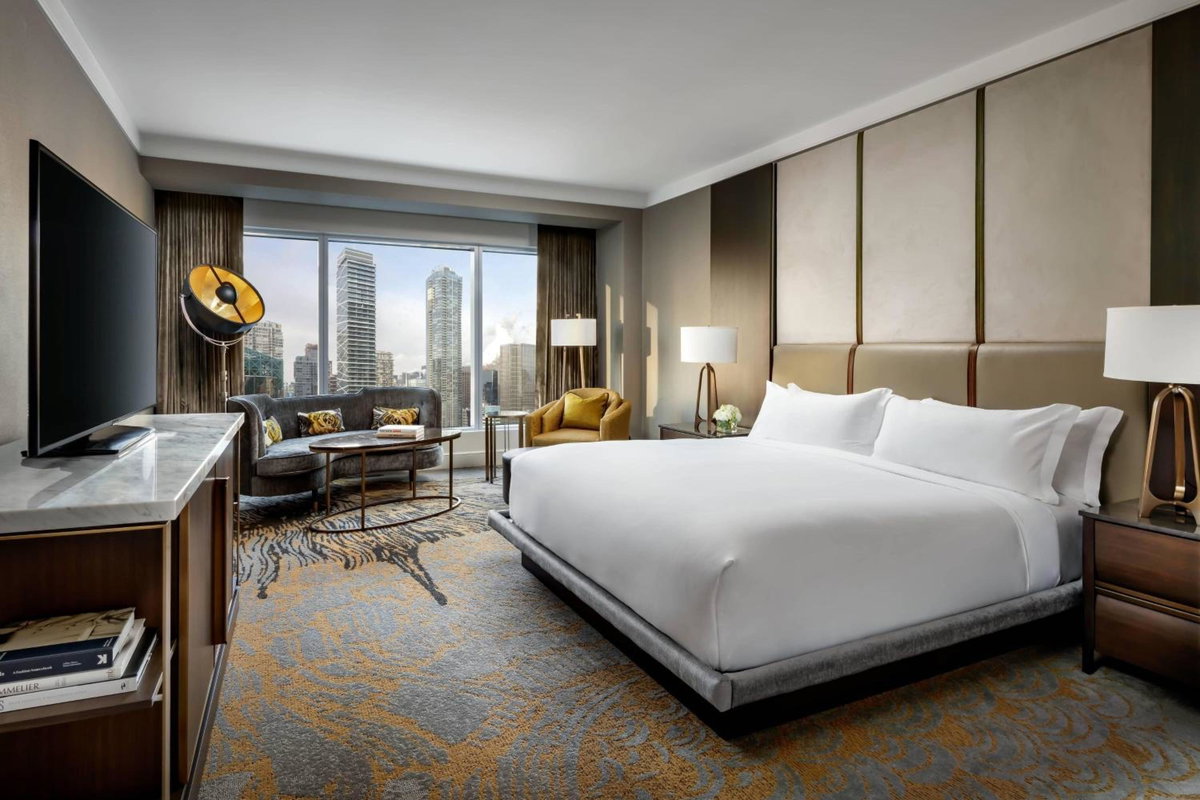Hotel · The Ritz-Carlton, Toronto, Bay Street Corridor