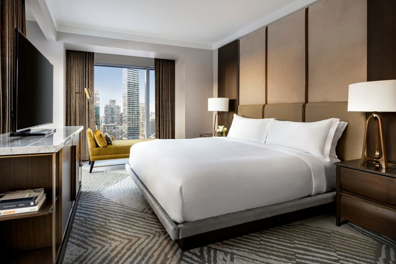 The Ritz-Carlton, Toronto, Bay Street Corridor, Canada