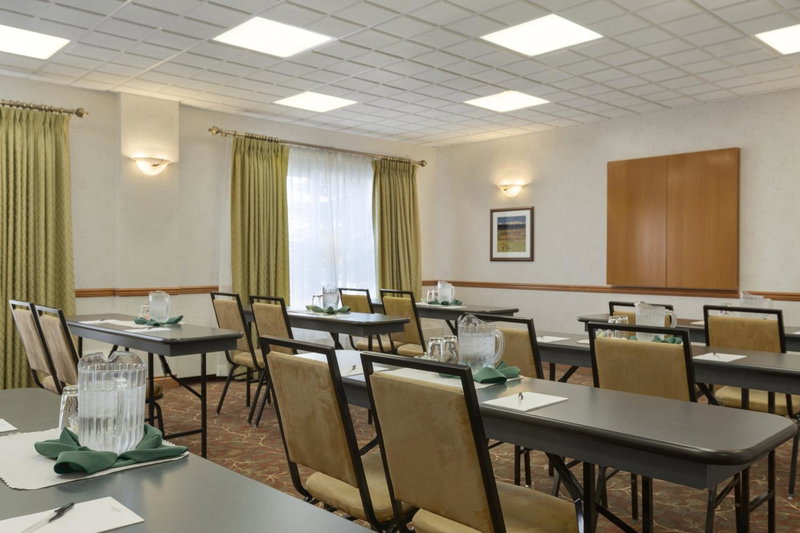Country Inn & Suites by Radisson, Calgary-Northeast, Calgary, Canada
