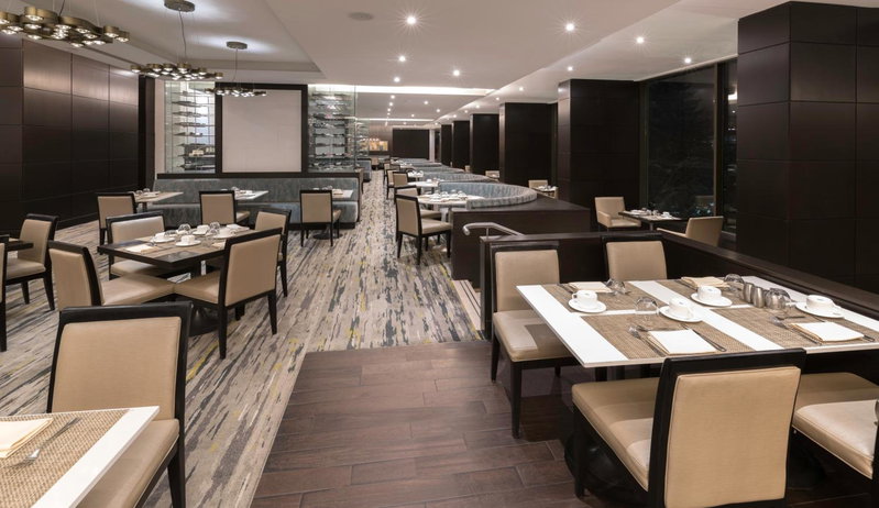 Crowne Plaza Toronto - North York by IHG, Henry Farm, Канада