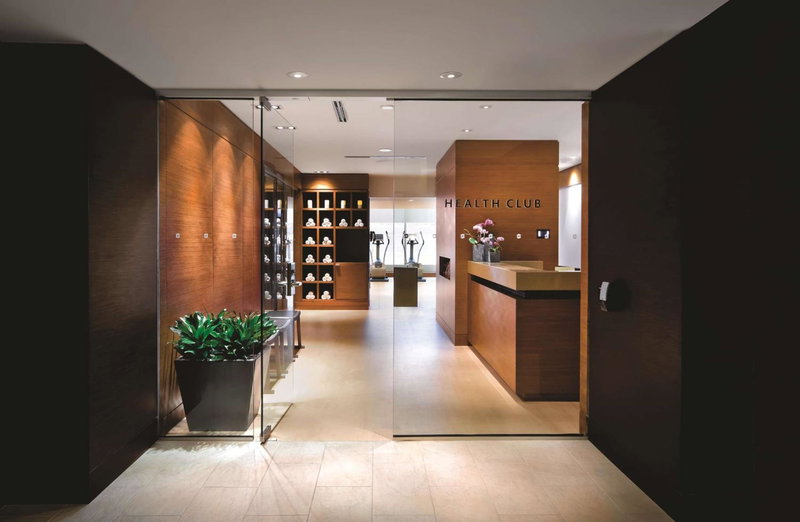 Shangri-La Toronto, Bay Street Corridor, Canada