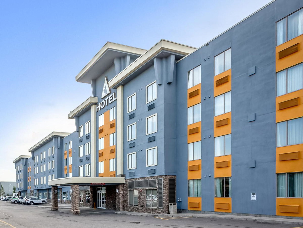 Hotel · Acclaim Hotel by CLIQUE, Calgary