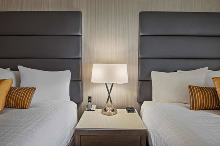 Best Western Premier Calgary Plaza Hotel & Conference Centre, Calgary, Canada
