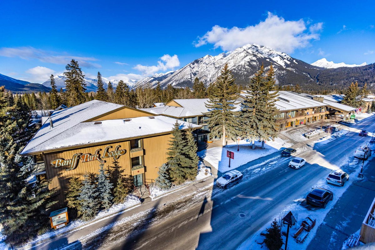 Banff Park Lodge, Canada