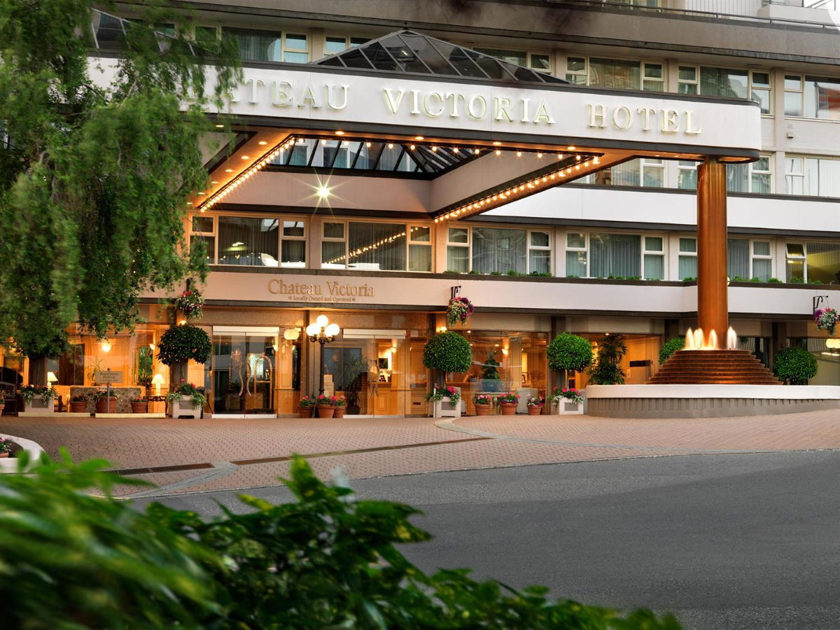 Chateau Victoria Hotel & Suites, Canada