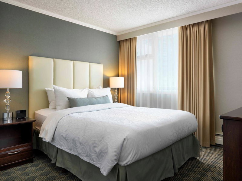 Chateau Victoria Hotel & Suites, Victoria, Canada