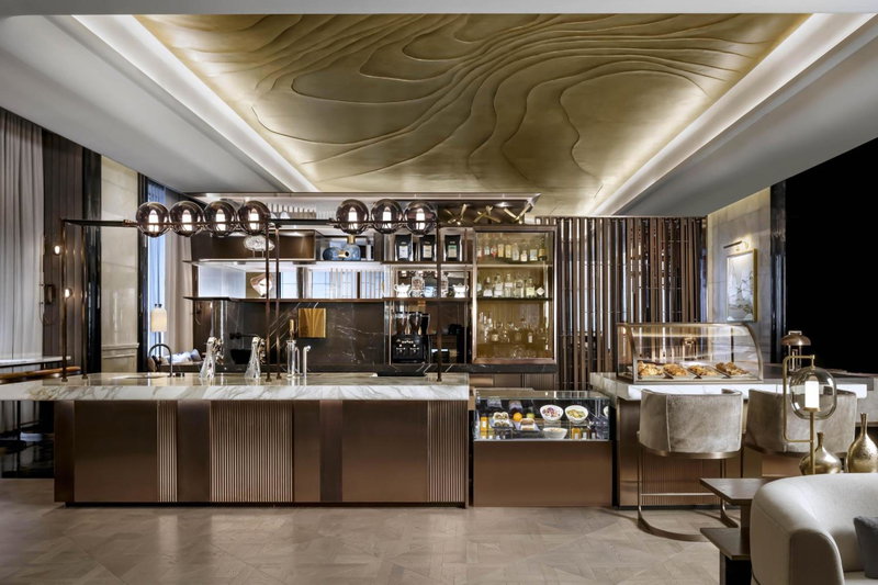 The St. Regis Toronto, Bay Street Corridor, Канада