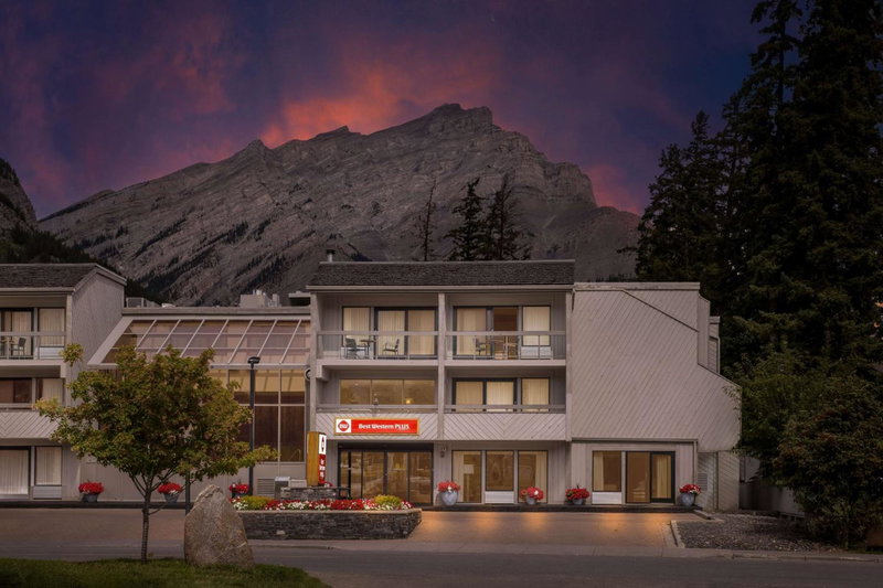 Best Western Plus Banff International Lodge, Banff, Canada