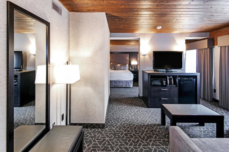Best Western Plus Banff International Lodge, Banff, Canada