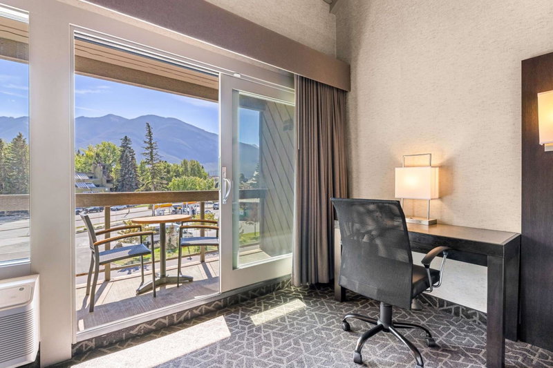 Best Western Plus Banff International Lodge, Banff, Canada