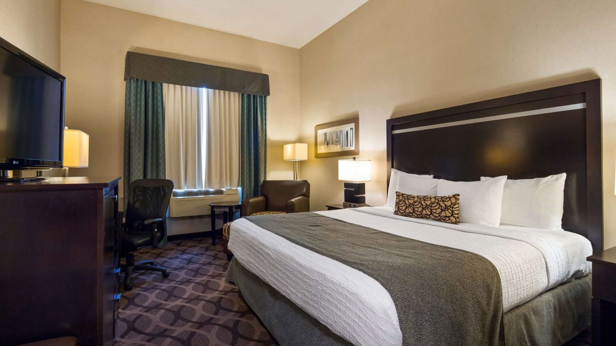 Best Western Plus Travel Hotel Toronto Airport, Canada