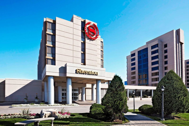 Sheraton Parkway Toronto North Hotel & Suites, Hillcrest Village, Canada