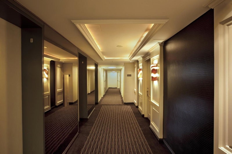 Hôtel Le Cantlie Suites, Montreal, Canada