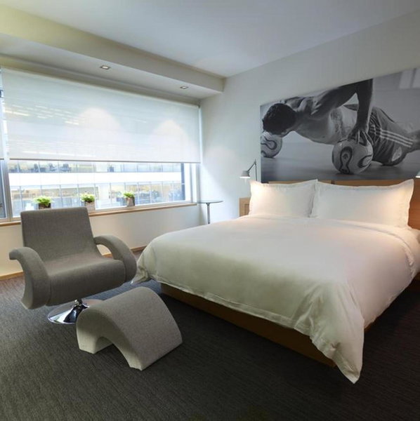 Le Germain Hotel Maple Leaf Square, Waterfront Communities-The Island, Kanada