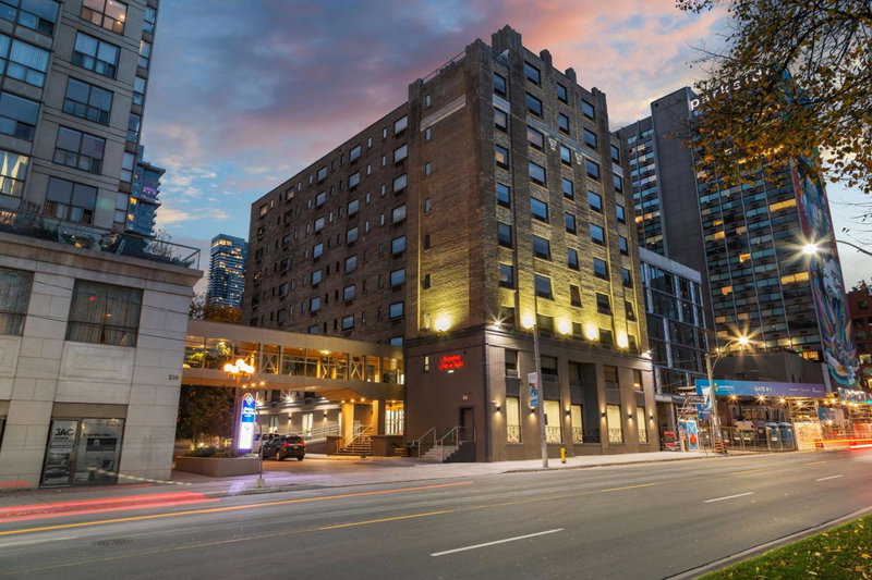 Hampton Inn & Suites by Hilton Toronto Downtown, Church-Yonge Corridor, Canada