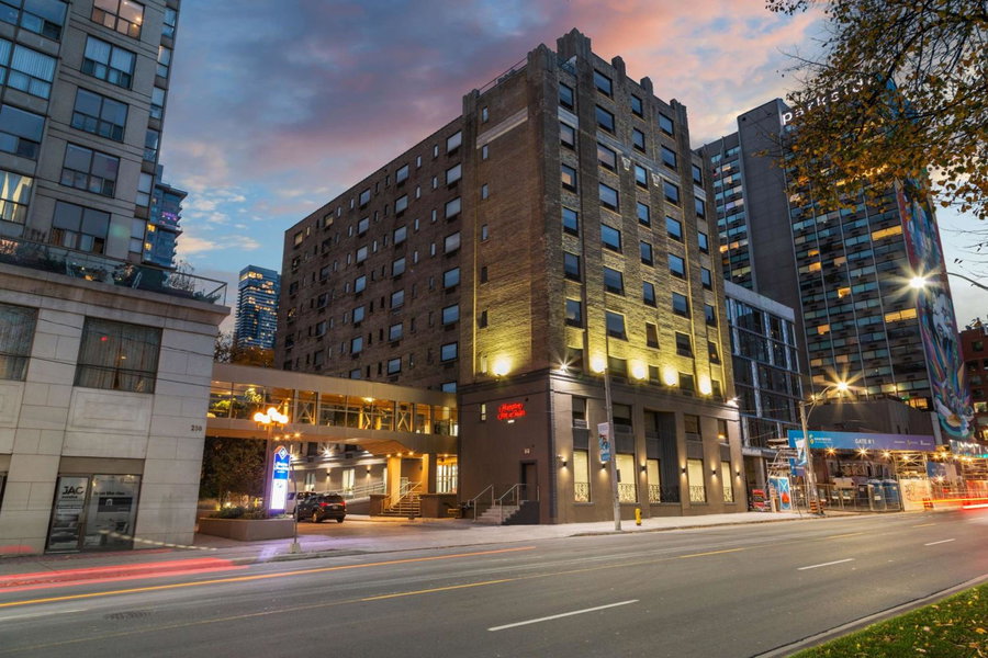 Hampton Inn & Suites by Hilton Toronto Downtown, Church-Yonge Corridor, Canada